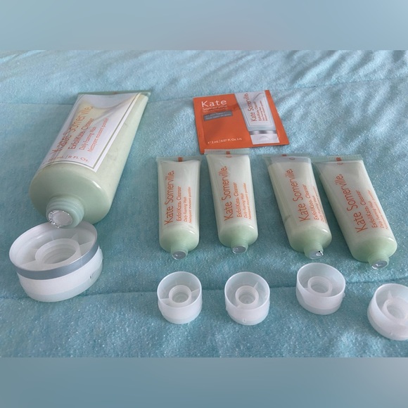Kate Somerville Daily Foaming Wash - Picture 13 of 16